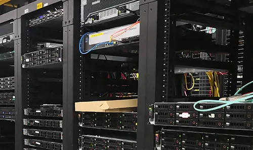 服务器租赁不同于服务器托管-中心机房