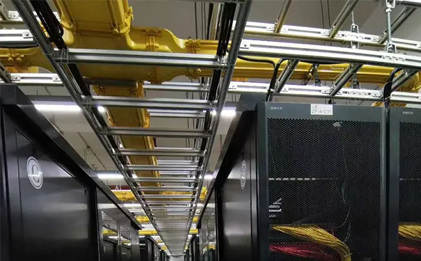 什么是服务器上的虚拟化架构|网络服务器