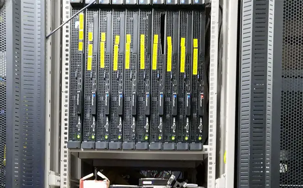 什么是服务器上的虚拟化架构|网络服务器