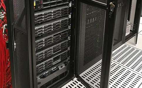 网站建设使用梦飞云国外服务器的原因，个人服务器