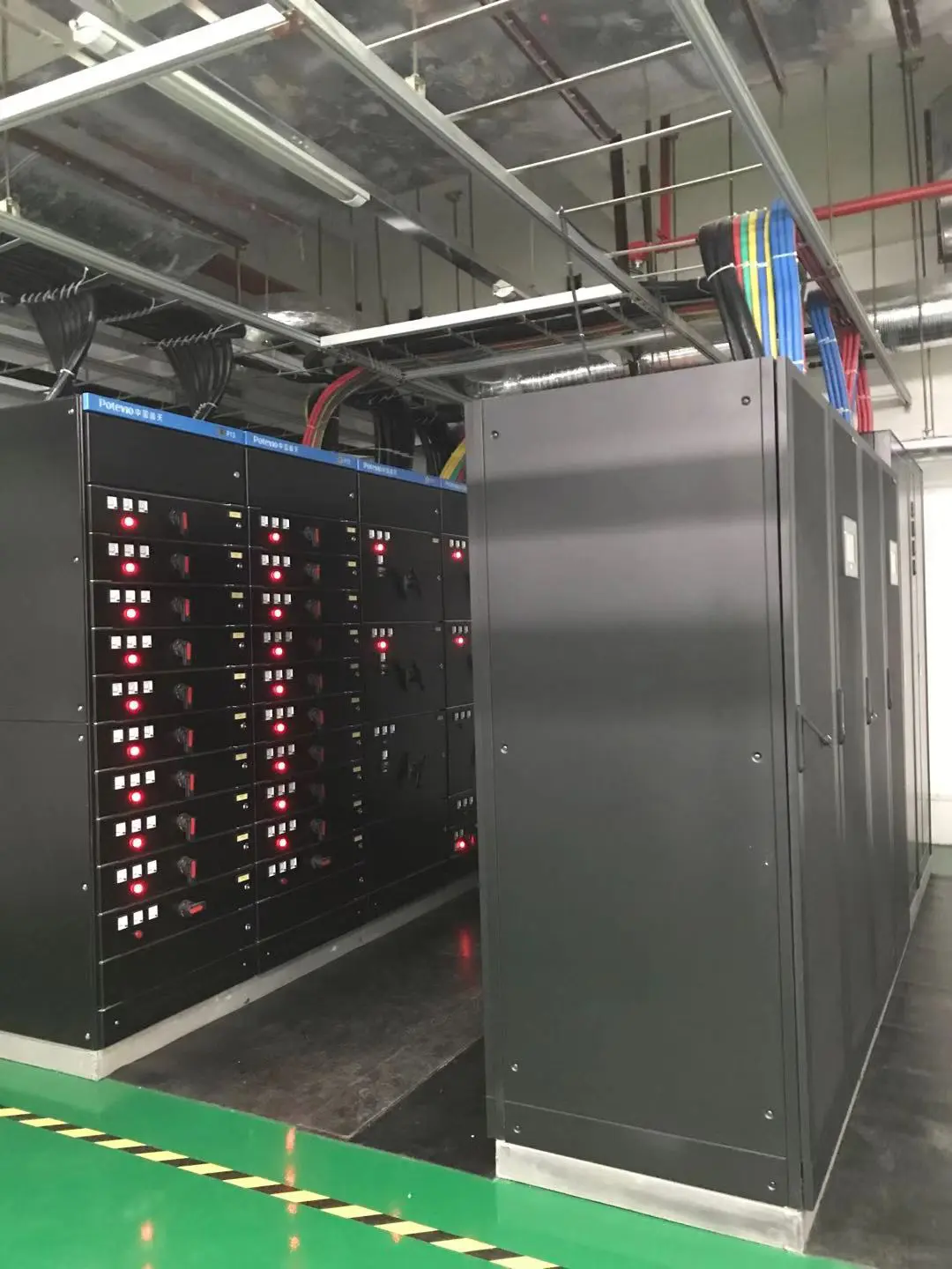 服务器国内:香港服务器适合哪些业务以及和香港云服务器的区别