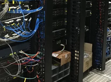 托管服务器有哪些因素需要考虑_郑州服务器托管