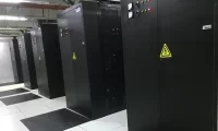 香港常见的机房服务器适合那些行业_机房服务器安全