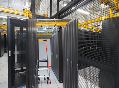 服务器操作系统的部分以及四大流派_租赁服务器