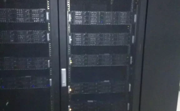 外国服务器网站,越南有哪些不错的机房服务器?