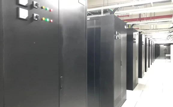 中国服务器:香港六大优质的数据中心机房排名?